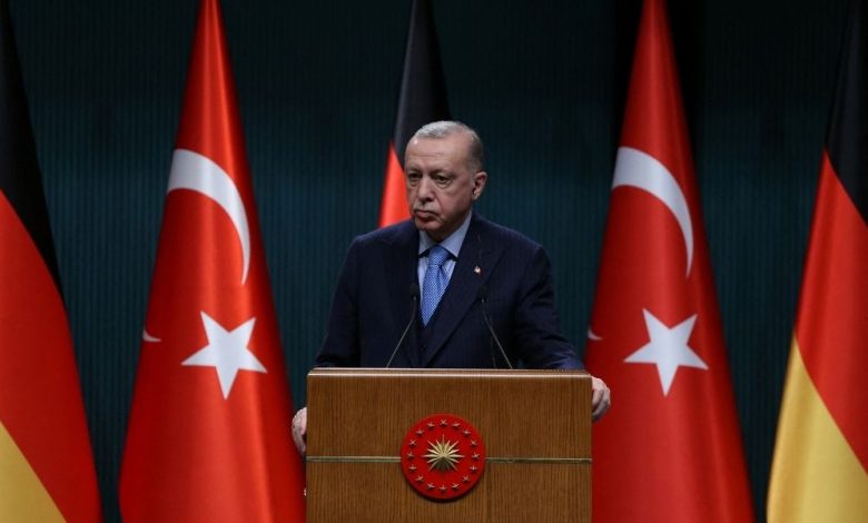 eleicoes-na-turquia:-erdogan-recebe-mais-votos,-mas-nao-evita-segundo-turno-contra-kilicdaroglu