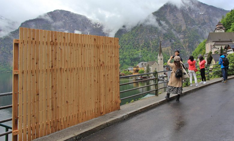vila-na-austria-instala-‘muro-antisselfie’-para-lidar-com-excesso-de-turistas