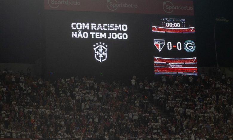 racismo-no-futebol-brasileiro:-numeros-aumentam,-e-casos-nao-tem-punicoes-concretas